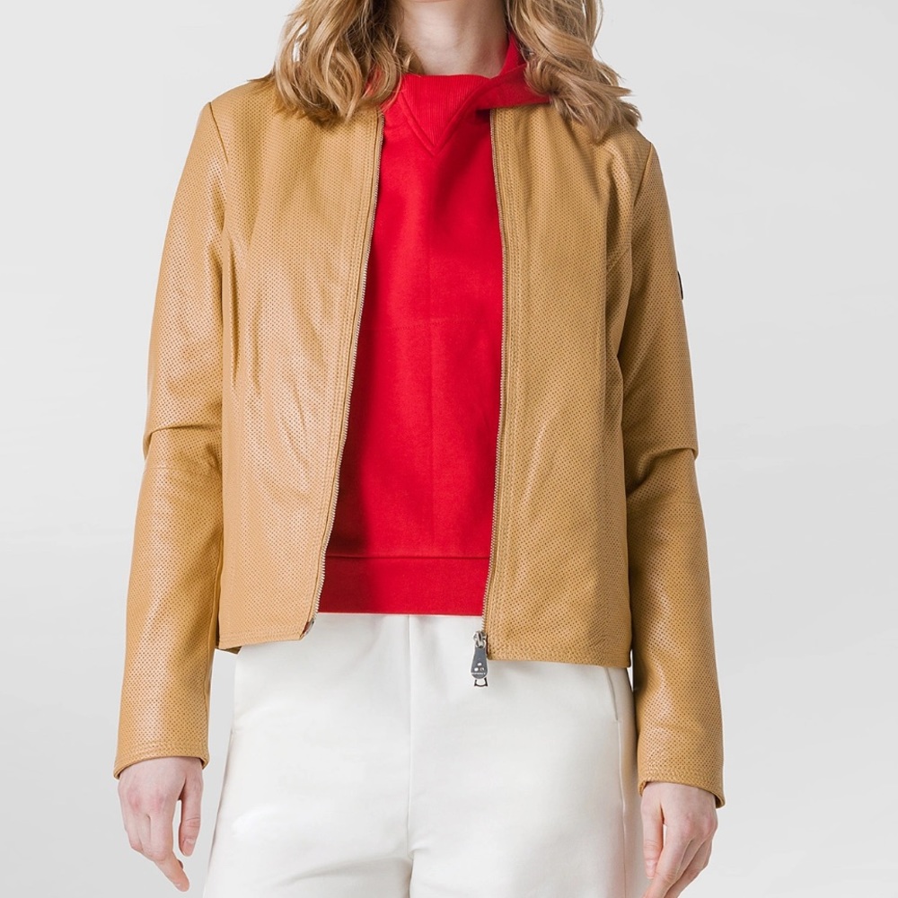 Yvonne and Marie tan leather jacket!